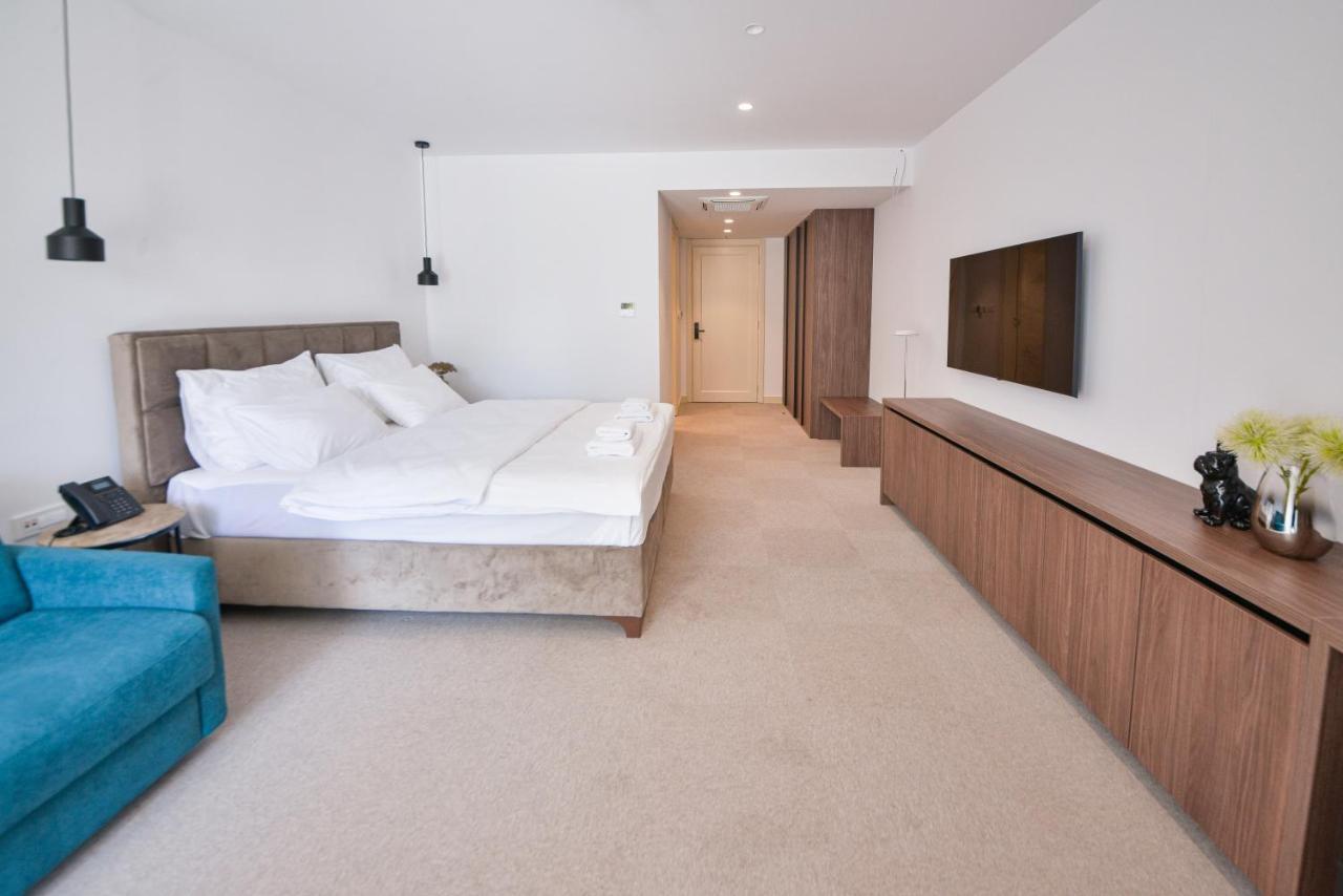 Hotel Riva Budva Ngoại thất bức ảnh